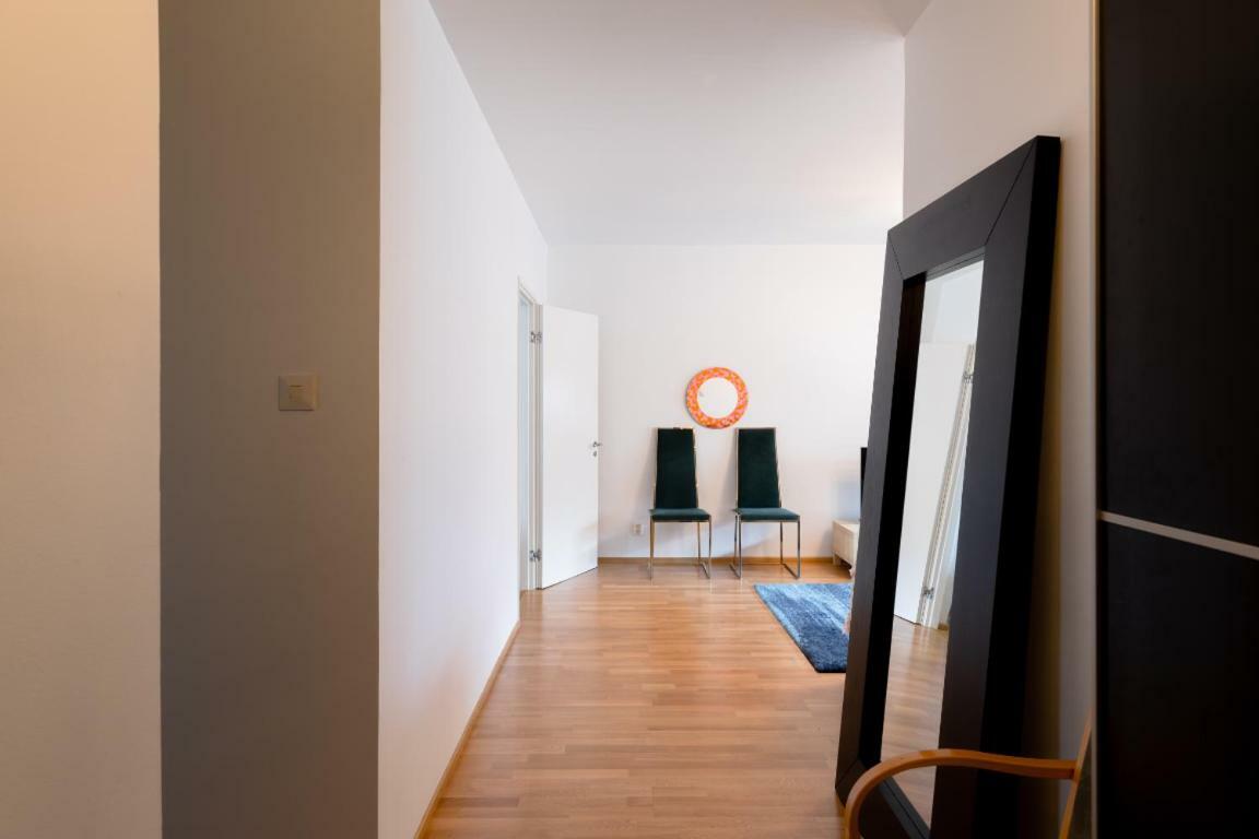 Stay Here Apartment Kamppi Helsinki Kültér fotó